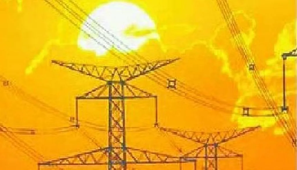 रामपुर: मीटर रीडिंग लेने पहुंचे विद्युतकर्मियों को ग्रामीणों ने खदेड़ा