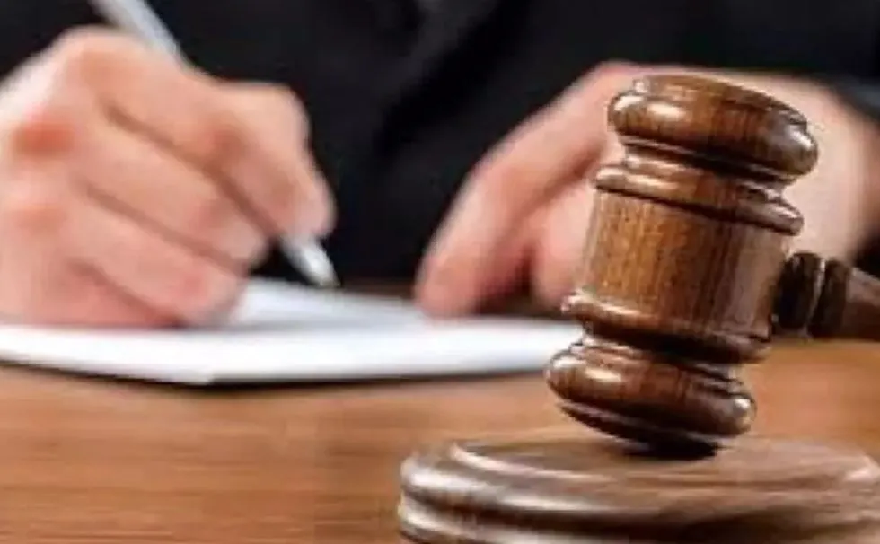 कासगंज: हठधर्मिता के दोषी पाए गए जेई और एसडीओ, लगाया गया जुर्माना