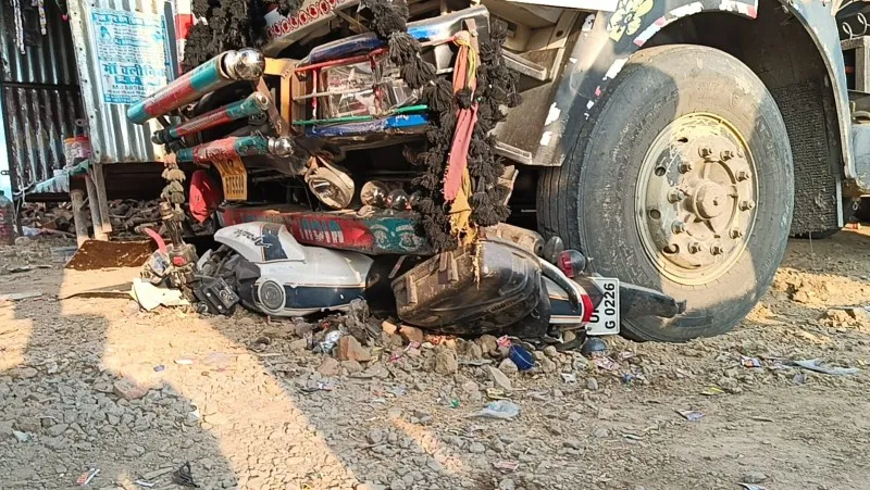 हमीरपुर: हाईवे पर शराबी ट्रक चालक ने मचाया हड़कंप