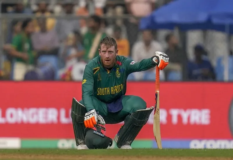 World Cup 2023 : क्लासेन-हेंड्रिक्स के तूफान में इंग्लैंड गेंदबाज पस्त, जीत के लिए मिला 400 रन का लक्ष्य