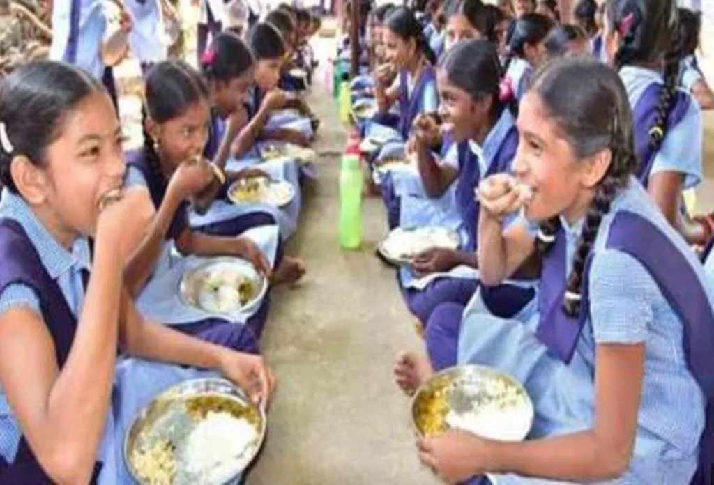 बरेली: बालिकाओं के निवाले के साथ एनजीओ का धोखा