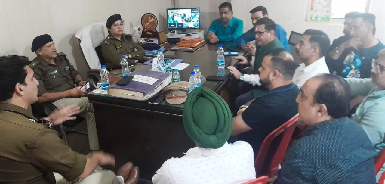 रुद्रपुर: गांधी पार्क को खुर्दबुर्द किए जाने का किया विरोध