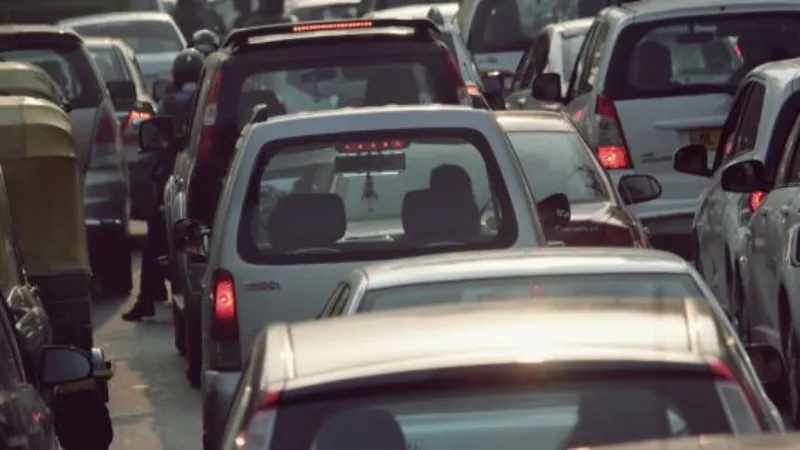 दीपावली पर भीड़ के चलते लखनऊ में रहेगा रूट डायवर्जन, बाजार जाने से पहले पढ़ें ये खबर 