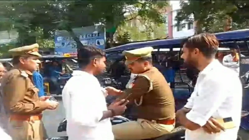 हरदोई में दरोगा पर वसूली करने का आरोप, वायरल वीडियो पर जांच शुरू 