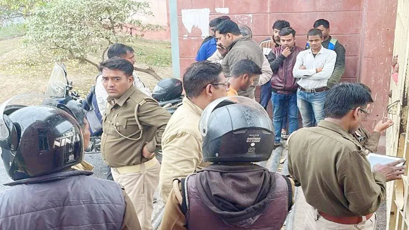 लखनऊ: पुनर्वास विवि. में अराजकता का माहौल, दो छात्रों की लड़ाई में दोनों के सिर फटे, दिव्यांग Students में डर का माहौल!