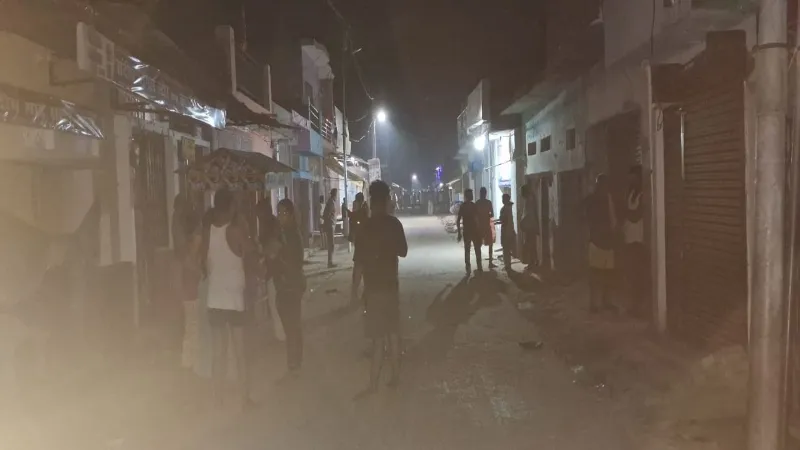 Earthquake : 55 सेकंड तक हिली जमीन -  मकानों में आई दरार, दहशत में घरों से बाहर भागे लोग