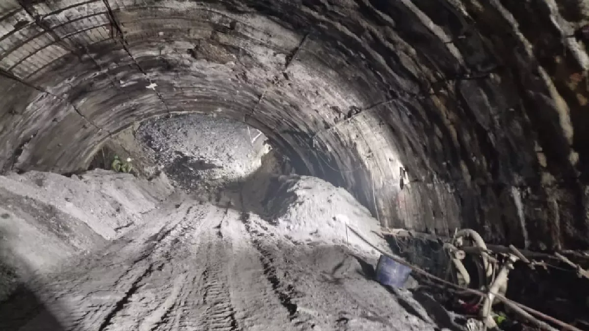 विकास और दरकते पहाड़