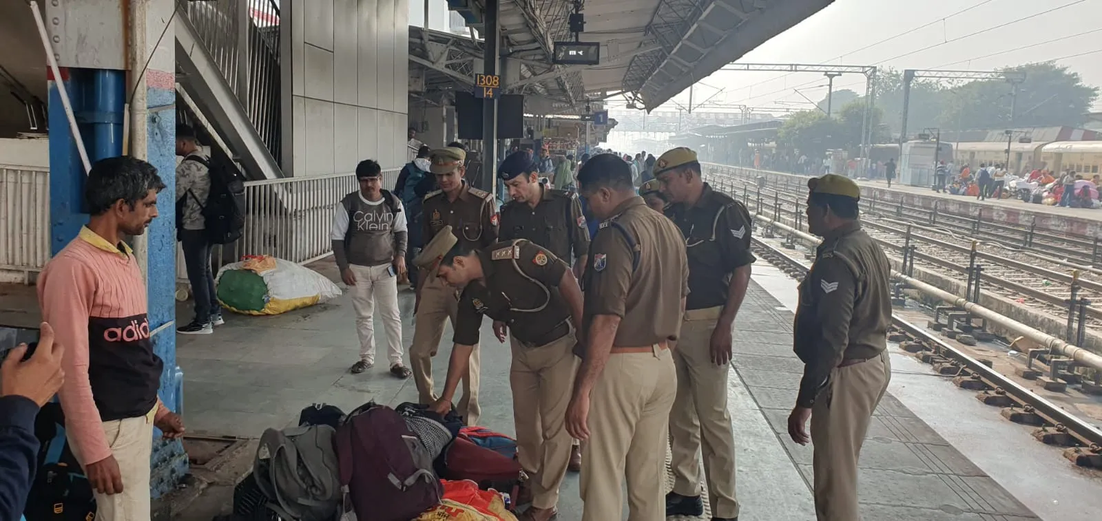 बरेली: ट्रेनों में जहरखुरानी पर रोक के लिए जीआरपी सतर्क