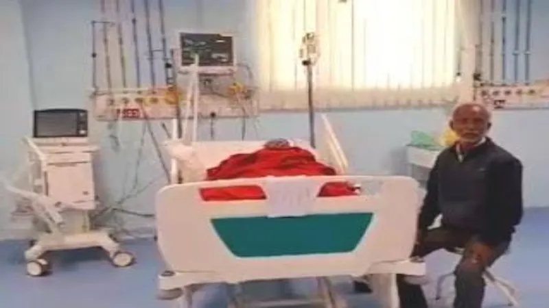 प्रयागराज : चापड़ के हमले से घायल कंडक्टर हरिकेश के शरीर पर लगे 35 टांके