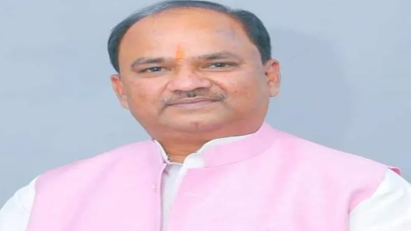 प्रतापगढ़ : विधायक की पहल पर बनेंगे 10 नए यात्री प्रतीक्षालय, कवायद शुरू
