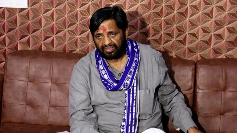 लखनऊ: संविधान दिवस पर मौलिक अधिकार को लेकर लगाई जाएंगी पाठशाला, Kaushal Kishore ने दी जानकारी