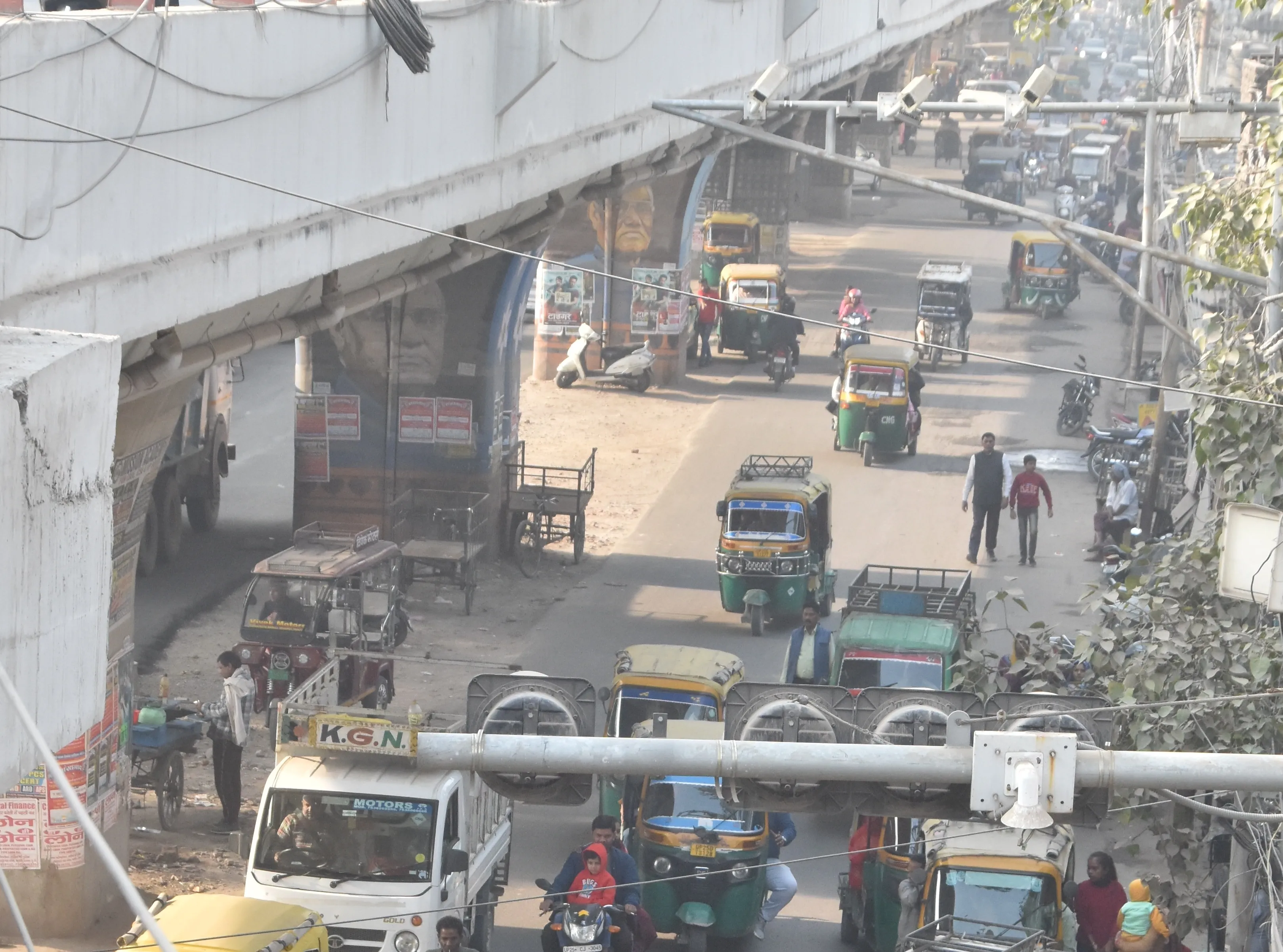 बरेली: चौपुला से जिला पंचायत कार्यालय मार्ग अभी तीन दिन और रहेगा बंद