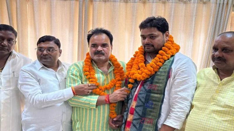 अयोध्या : शिवेंद्र ब्लॉक प्रमुख संघ के अध्यक्ष व संजीव सिंह संरक्षक मनोनीत    