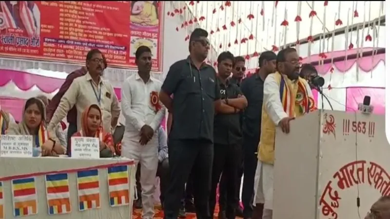 आडंबर रहित वैज्ञानिक सोच वाला समाज खड़ा करने का कार्य करता रहूंगा : स्वामी प्रसाद मौर्य