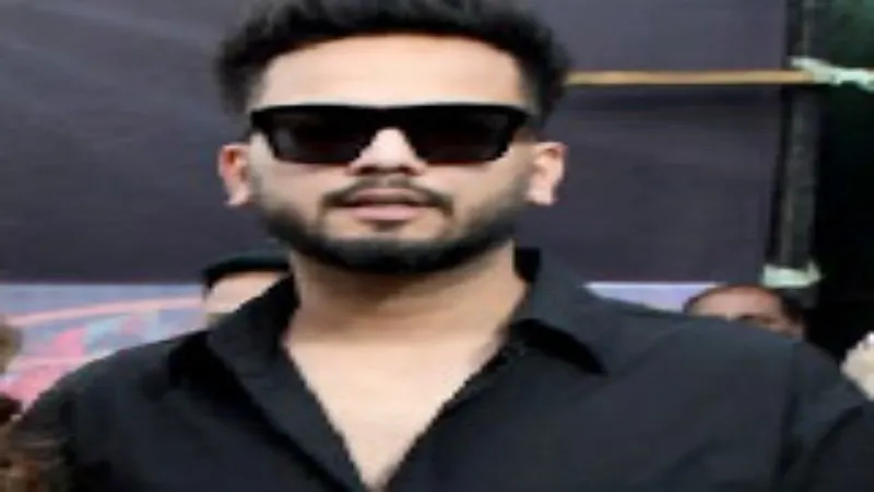 एल्विश यादव से देर रात तक हुई पूछताछ, आरोपियों पर आज मिल सकती है कस्टडी रिमांड 