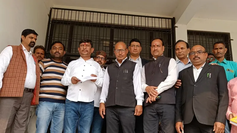 प्रतापगढ़ : श्रीरामचरित मानस को राष्ट्रीय ग्रंथ घोषित करने की मांग