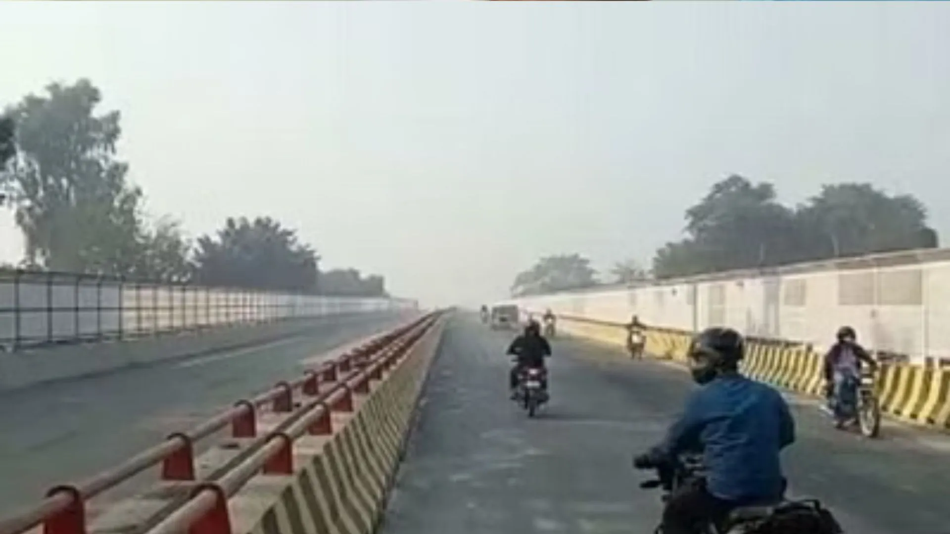 बरेली: अब जिला पंचायत को लाल फाटक ओवरब्रिज की स्ट्रीट लाइटों की जिम्मेदारी 