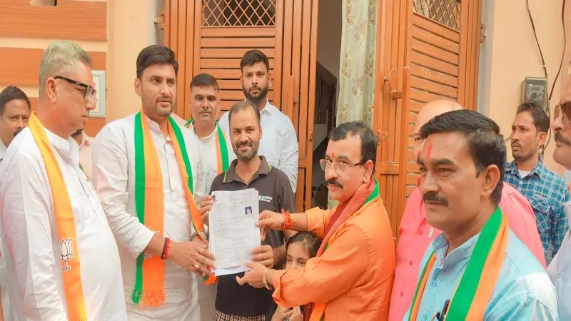 भाजपा वोटर चेतना महाअभियान : लखनऊ महानगर में तेजी से जुड़े रहे लोग