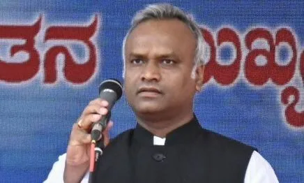 बीआरएस ने जो ‘धन’ लूटा, उसे लौटाकर गारंटी पूरी करेगी कांग्रेस : प्रियांक खरगे