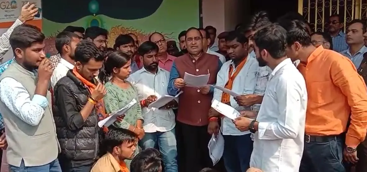 97b0837b-e283-4f9c-80ec-e2775f5ba294