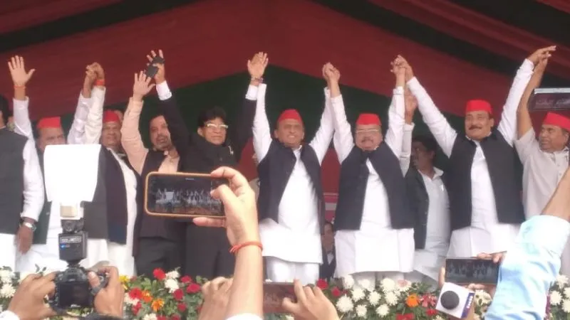 Kanpur Dehat News: पूर्व सीएम अखिलेश यादव ने BJP को घेरा, अग्निवीरों के नियमितीकरण, बढ़ते अपराध पर ये बोले