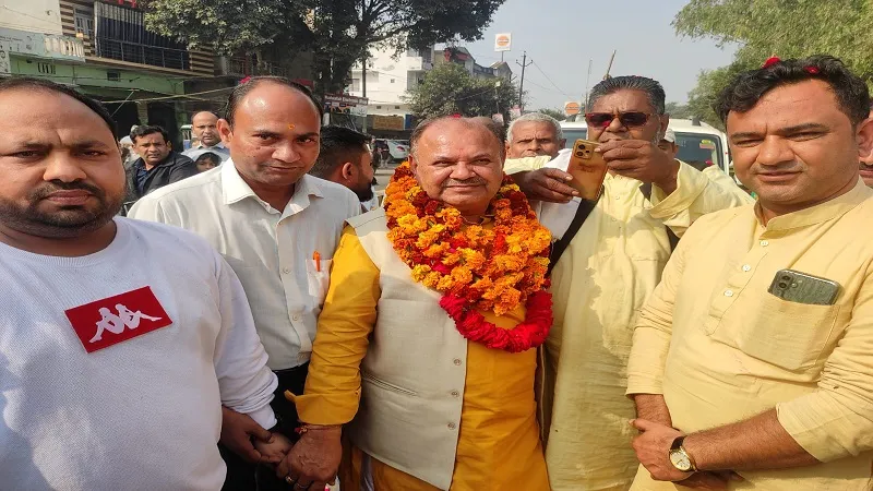अमरोहा : जिला प्रभारी सतपाल सिंह का जोरदार स्वागत