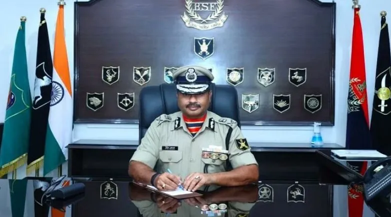 BSF महानिदेशक ने कहा- अभी तक स्पष्ट नहीं कि पाकिस्तान ने अंतरराष्ट्रीय सीमा पर संघर्ष विराम क्यों तोड़ा  