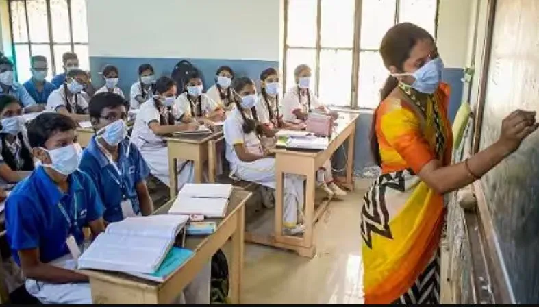 हरियाणा सरकार का आदेश- NCR के अंतर्गत आने वाले जिलों के उपायुक्त स्कूलों को करें बंद करने पर फैसला 