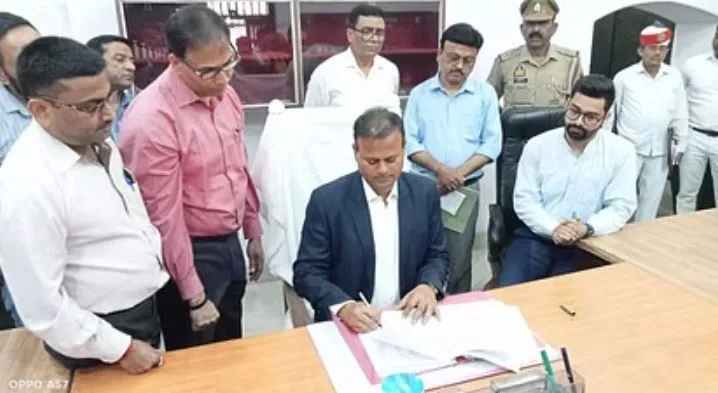 बरेली: बहेड़ी तहसील कई मानकों में फिसड्डी, डीएम ने दी चेतावनी