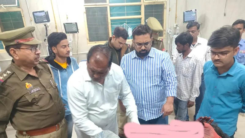 फर्रुखाबाद: भूमि विवाद को लेकर युवक को गोली मारी हालत गम्भीर, लोहिया में भर्ती