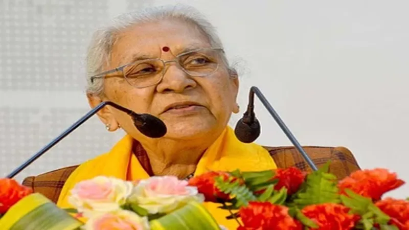 बलिया में बोलीं आनंदीबेन पटेल- अब महिला नहीं बल्कि पुरुष सशक्तिकरण की जरूरत