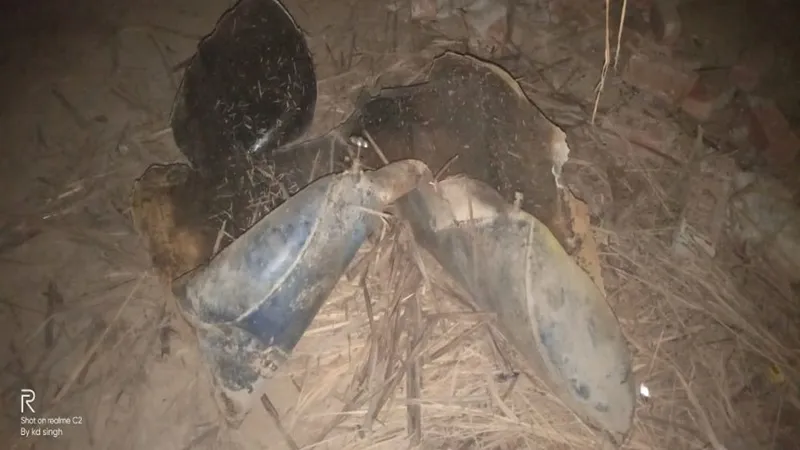 सीतापुर: हवा की टंकी फटने से मासूम बच्चे की मौत, पिता-पुत्र जख्मी