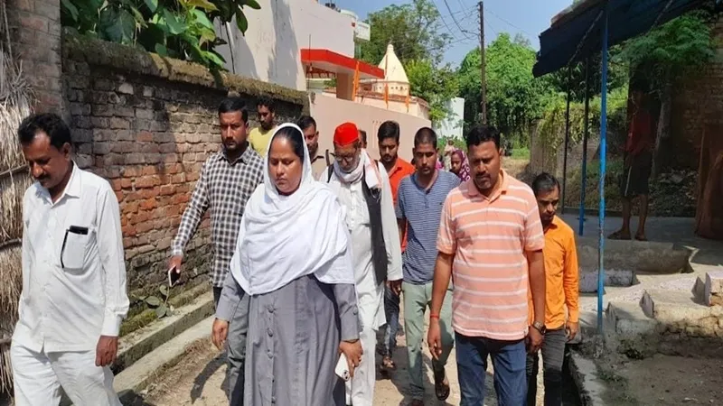 सिद्धार्थनगर: सपा महिला विधायक शतचंडी महायज्ञ में हुईं थीं शामिल, पंचायत अध्यक्ष ने गंगाजल से कराया शुद्धिकरण