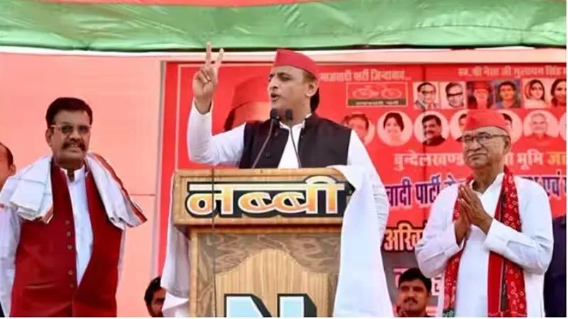 INDIA गठबंधन में आई दरार! अखिलेश यादव ने कांग्रेस पर साधा निशाना, बताया धोखेबाज पार्टी 