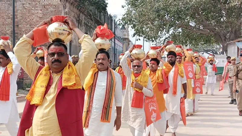 अयोध्या: दिन में अनुष्ठान, शाम को पांच करोड़ घरों में सजेगी दीपमाला