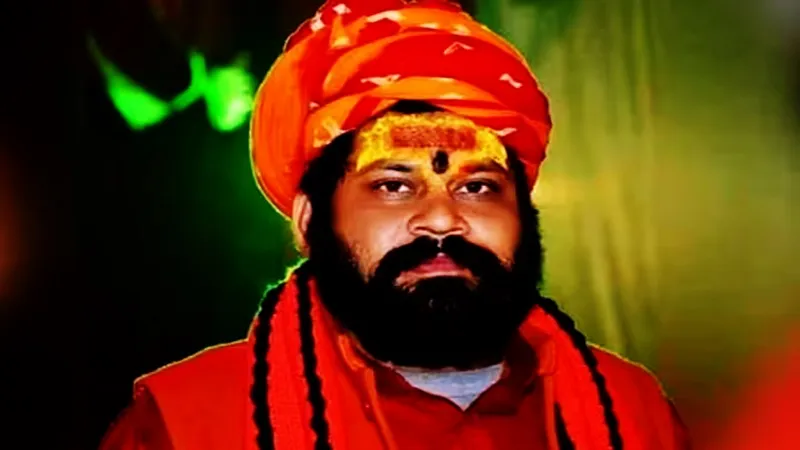 बाबर एक विदेशी आक्रांता और बलात्कारी था..., ओवैसी के बयान पर महंत राजूदास का पलटवार 