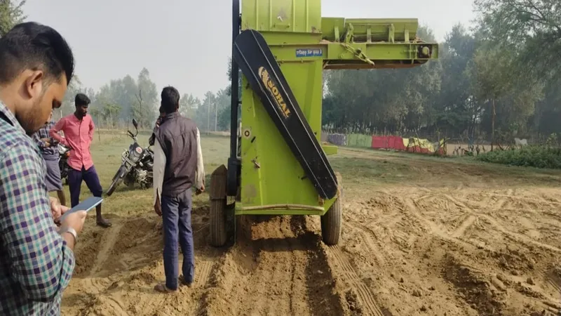 बहराइच: अवैध खनन के खिलाफ तहसील प्रशासन की बड़ी कार्रवाई, चार ट्रैक्टर, तीन ट्रॉली और एक रैपर मशीन सीज