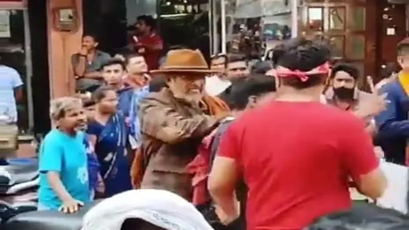 नाना पाटेकर के खिलाफ एफआईआर दर्ज करने की मांग, अमिताभ ठाकुर ने वाराणसी कमिश्नर को भेजी चिट्ठी