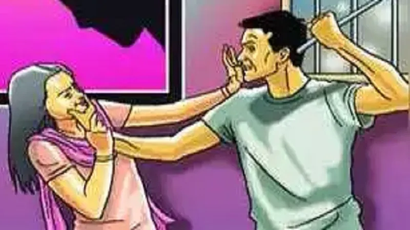 रामपुर : घर में खाना बना रही महिला को पीटकर किया घायल