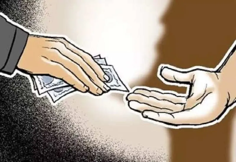 मुरादाबाद : अस्थाई आतिशबाजी विक्रेताओं को ठग रहा ठेकेदार, 20 हजार तक वसूली का आरोप