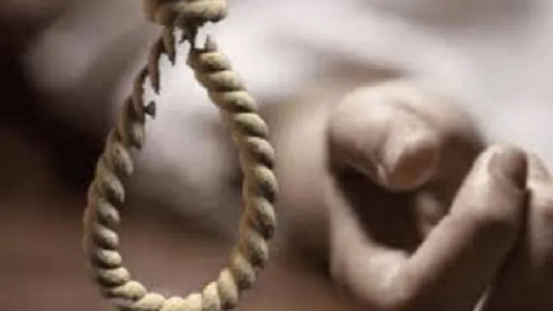 कानपुर: गृह क्लेश के चलते फंदा लगाकर दी जान, पेड़ से लटकता मिला गृह क्लेश