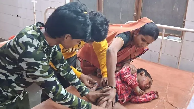 Farrukhabad News: जंगली जानवर के हमले में नानी-नाती घायल… दोनों की हालत गंभीर, दहशत का माहौल