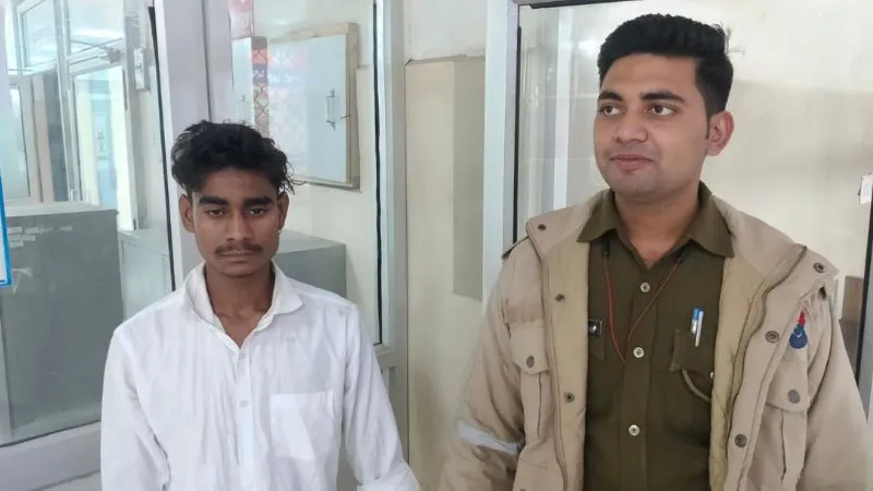 Farrukhabad: हिंदू महासभा के युवा प्रदेश अध्यक्ष के पुत्र पर कातिलाना हमला, मुख्य आरोपी गिरफ्तार, अन्य की तलाश जारी