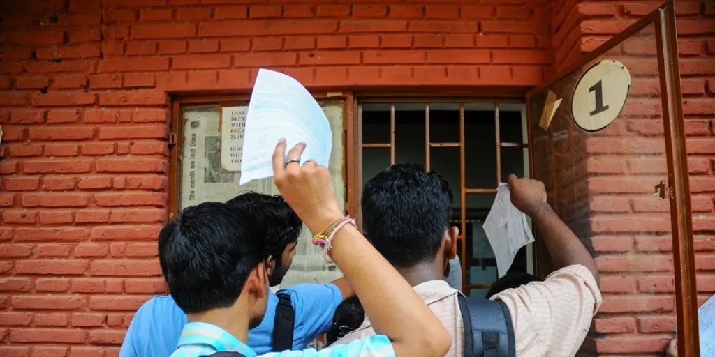 बरेली: एबीसी की डुप्लीकेट आईडी बनने से फार्म नहीं भर पाए छात्र