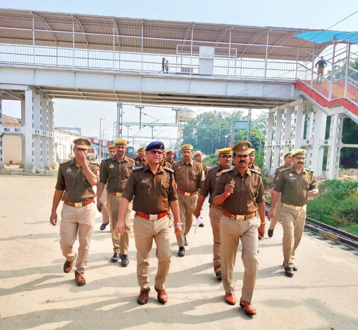 जीआरपी डिप्टी एसपी ने किया स्टेशनों का निरीक्षण,दिये ये निर्देश