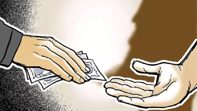 मुरादाबाद: तहसीलदार समेत पांच को गिरफ्तार करा चुका है शिकायतकर्ता