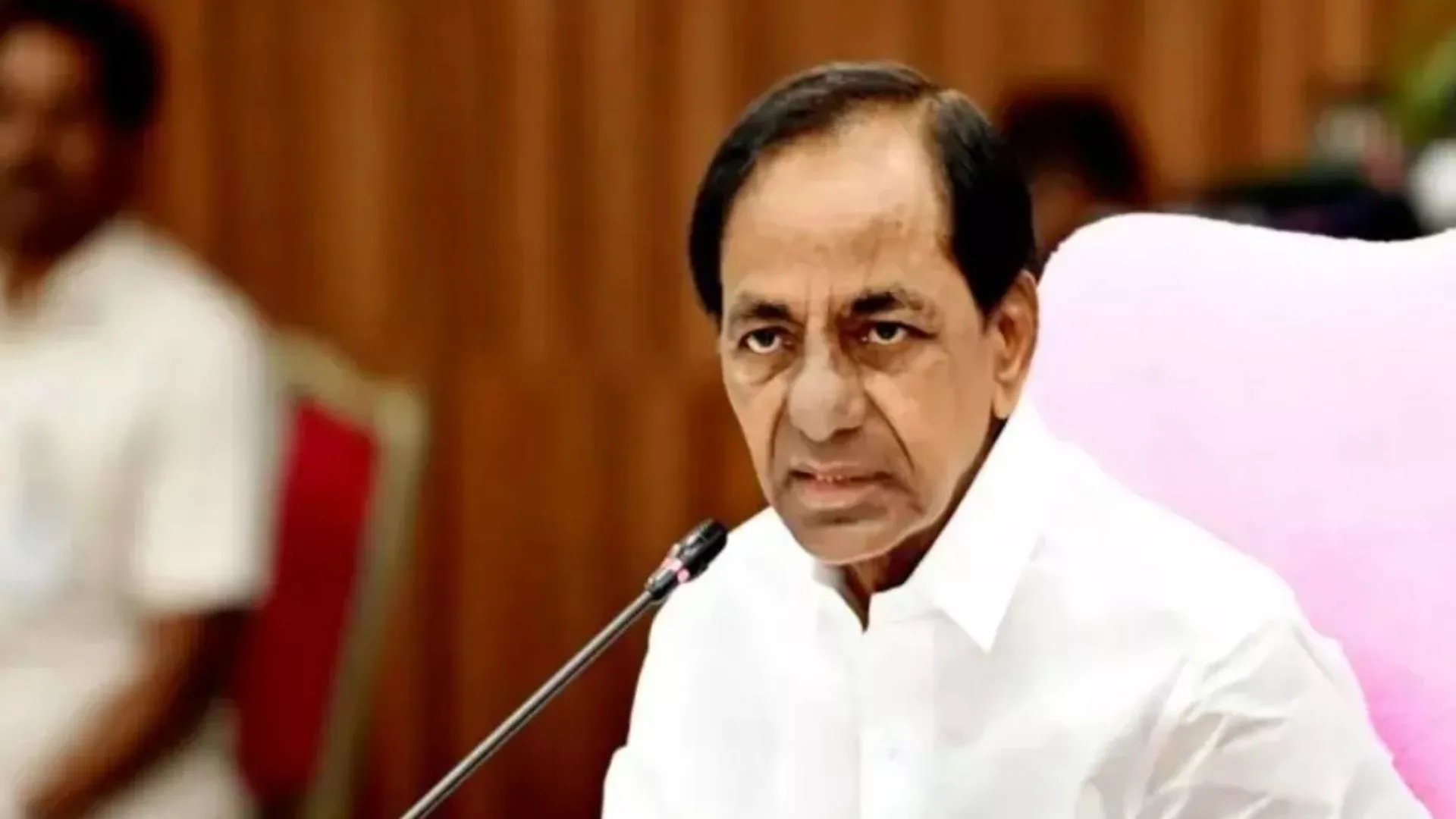CM केसीआर ने ‘धरणी' पोर्टल को बताया त्रुटिरहित, भाजपा-कांग्रेस ने खत्म करने का लिया संकल्प 