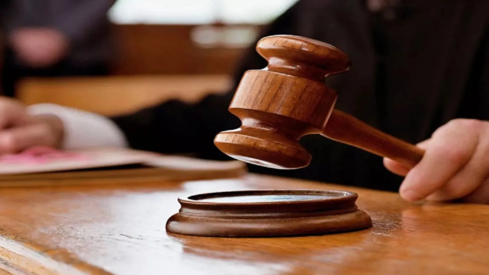 बरेली: व्हीलचेयर पर पहुंची अदालत, आधे घंटे तक महिला जज को सुनाई आपबीती