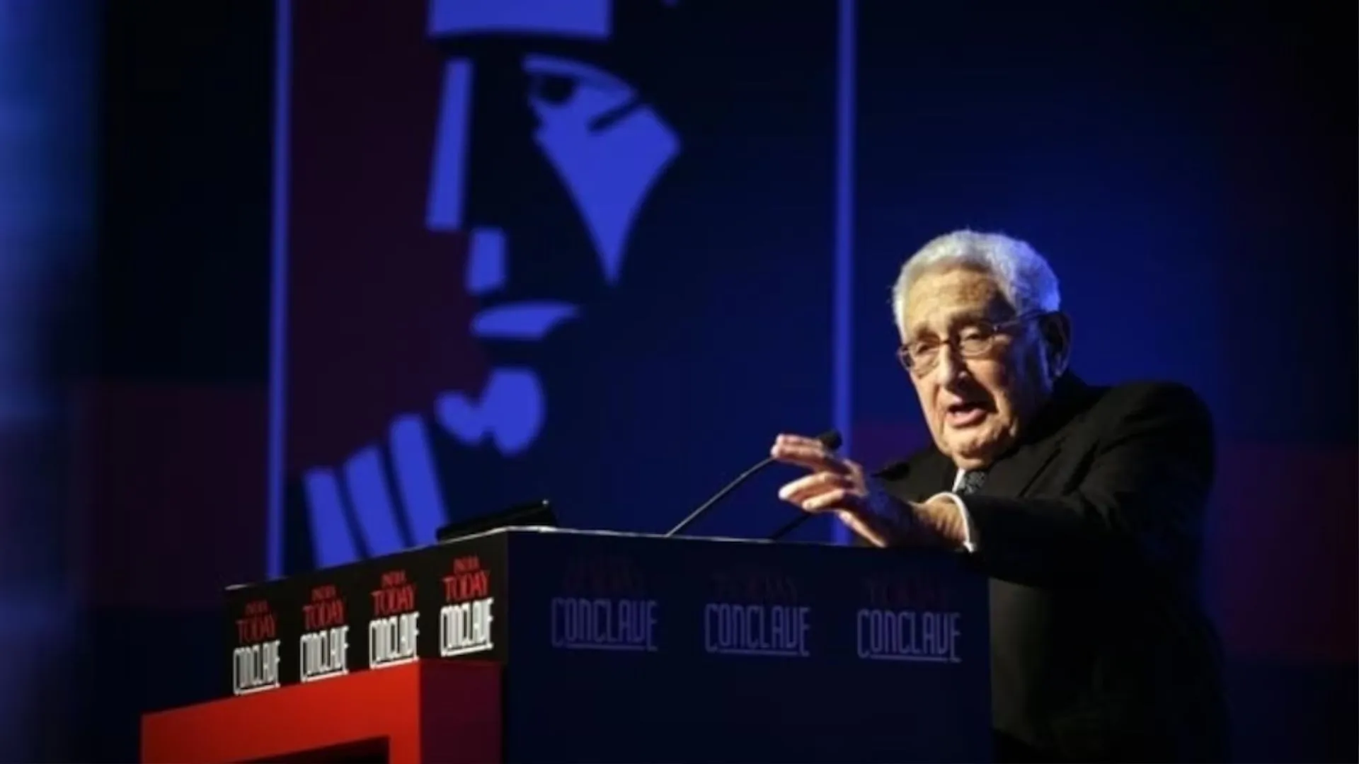 अमेरिका के पूर्व विदेश मंत्री हेनरी किसिंजर का निधन, 100 साल की उम्र में ली आखिरी सांस 