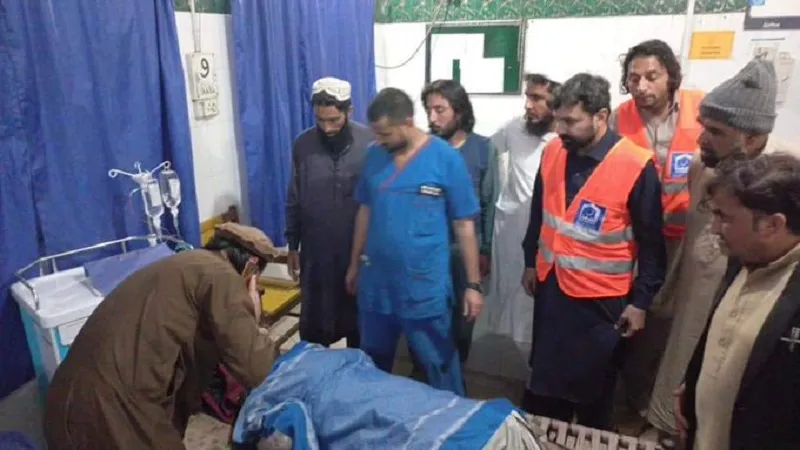 पाकिस्तान के अशांत खैबर पख्तूनख्वा प्रांत में आत्मघाती हमला, एक की मौत... 21 घायल 